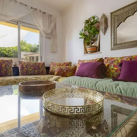 Riad Latifa - Authentic Riad With Jacuzzi In Villa Albufeira